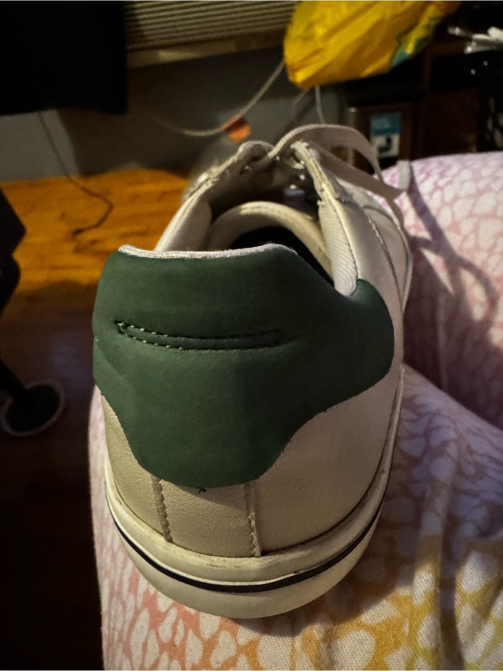 Aldi’s Men's Casual Leather Lace-Up Sneakers beige with green trim - Picture 5 of 8
